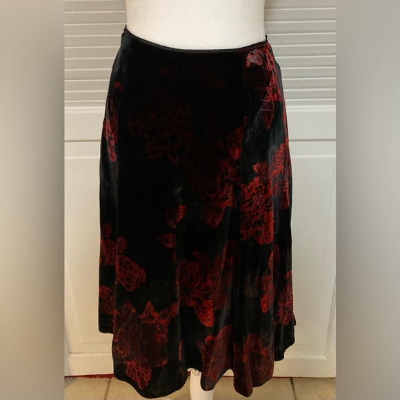 NWT Reba Black & Red Midi Skirt Size 16 - Picture 3 of 9